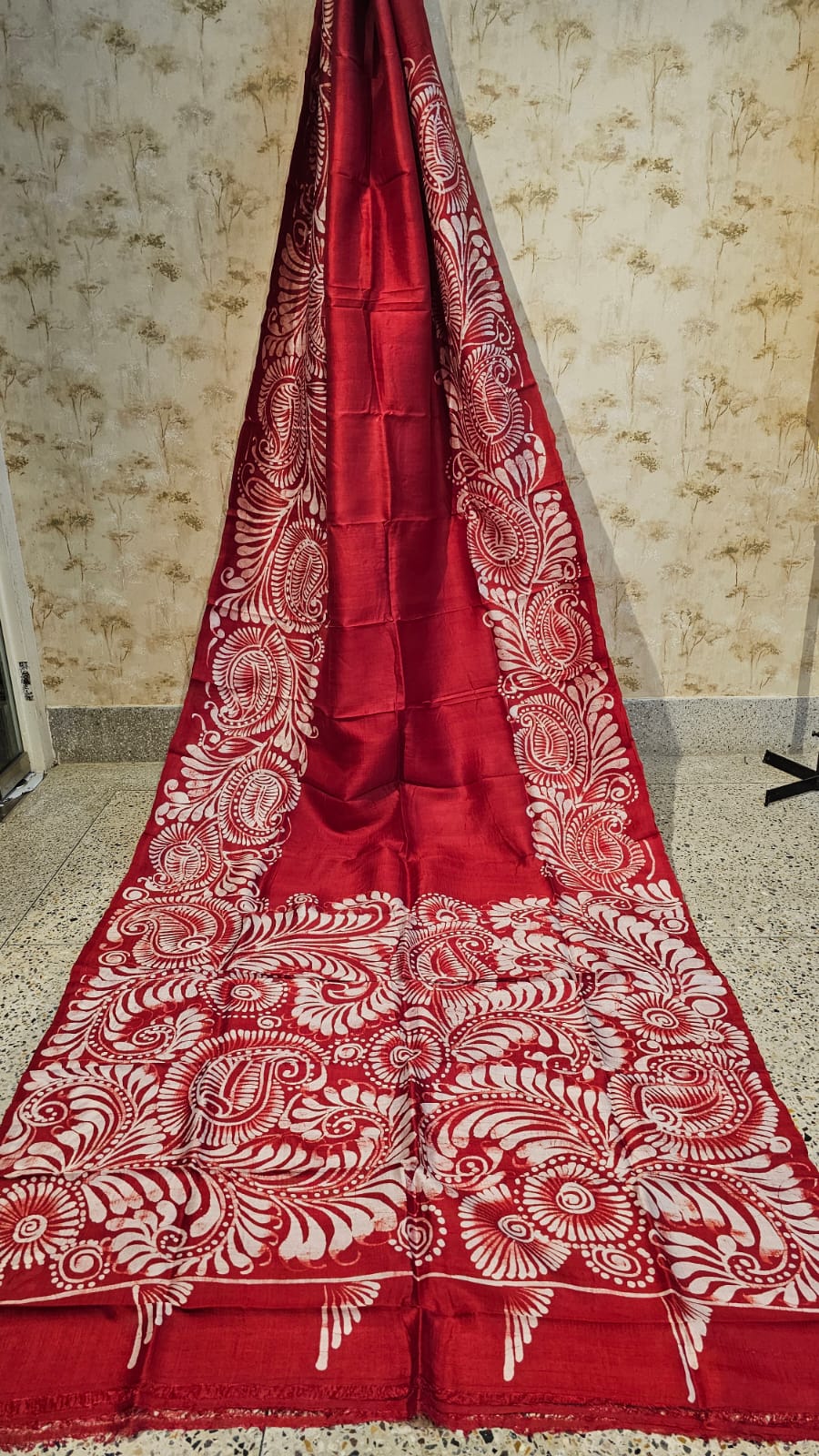 Red Bishnupuri Silk Saree with White Batik Paisley Design and Heavy Pallu